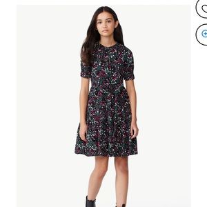 ree Assembly Girls Smocked Neck Dress, Size small in excellent condition